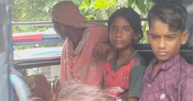 মায়ের নিথর দেহ, পলাতক বাবা: অনিশ্চয়তায় তিন শিশুর ভবিষ্যৎ
