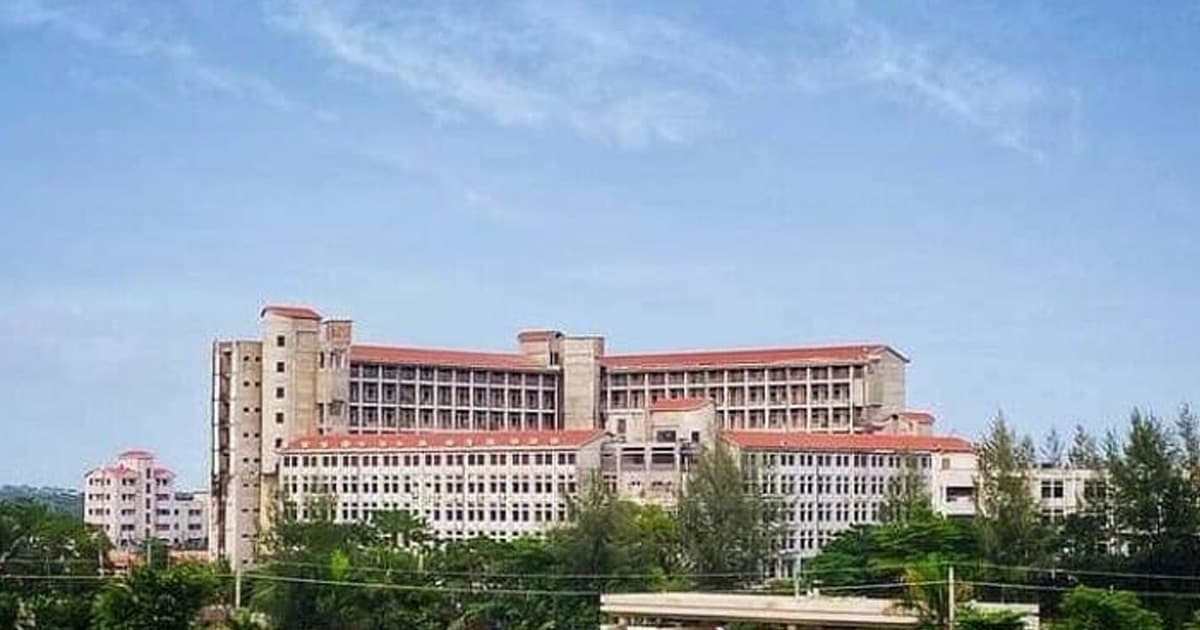 গোপালগঞ্জ বিশ্ববিদ্যালয় থেকে আইনজীবী হলেন ৮১ জন শিক্ষার্থী