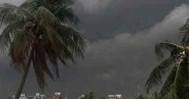 ৮০ কিমি বেগে ঝড়ের আভাস