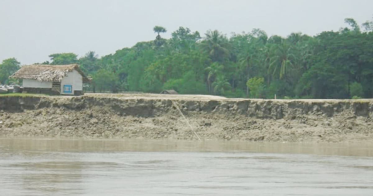 ইছামতি নদী গিলে খাচ্ছে বাংলাদেশের ভূখন্ড