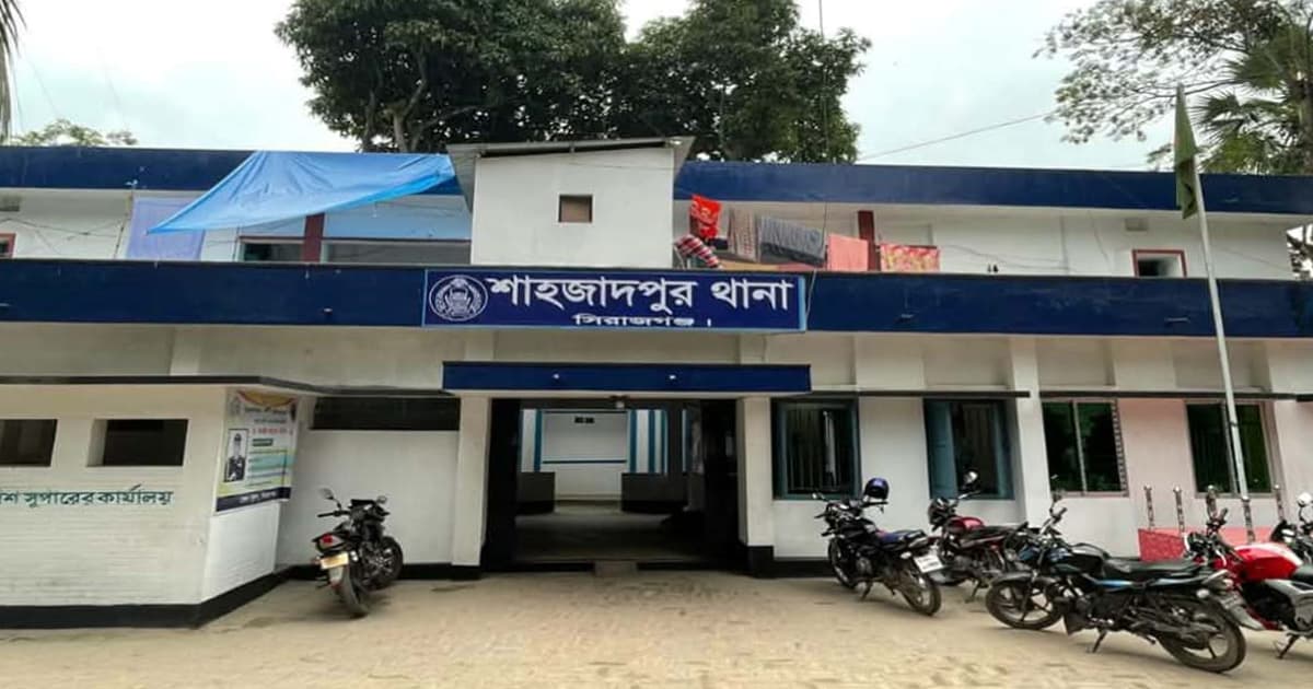 সিরাজগঞ্জে গৃহবধূ ধর্ষণের ঘটনায় ধর্ষক গ্রেপ্তার