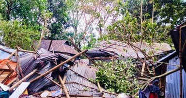 নেত্রকোনায় কালবৈশাখী ঝড় ও শিলাবৃষ্টিতে ব্যাপক ক্ষয়ক্ষতি