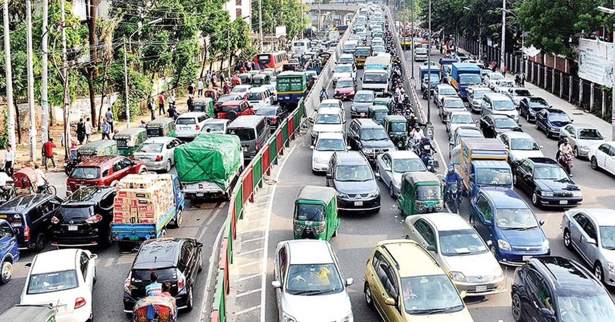 ব্যাংকারদের গণপরিবহন ব্যবহারের নির্দেশ