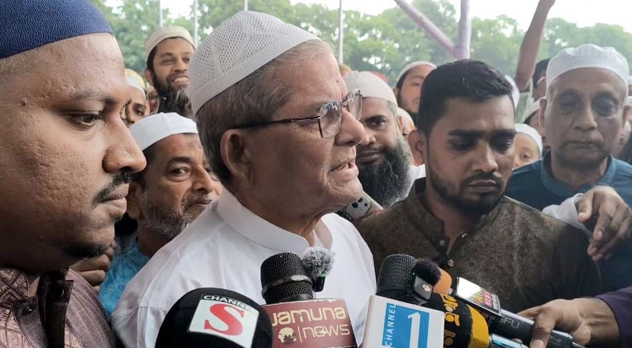 ঈদের নামাজ শেষে ঐক্যের ডাক মির্জা ফখরুলের