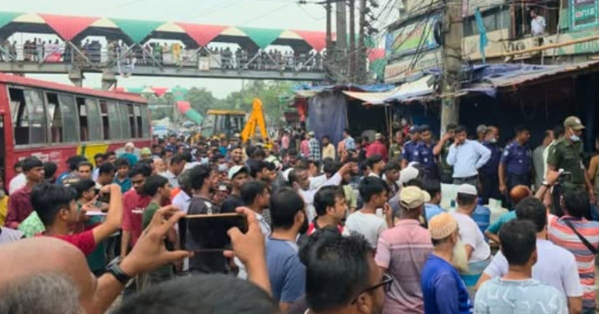 ঢাকা-চট্টগ্রাম মহাসড়কে উচ্ছেদ অভিযান সওজের