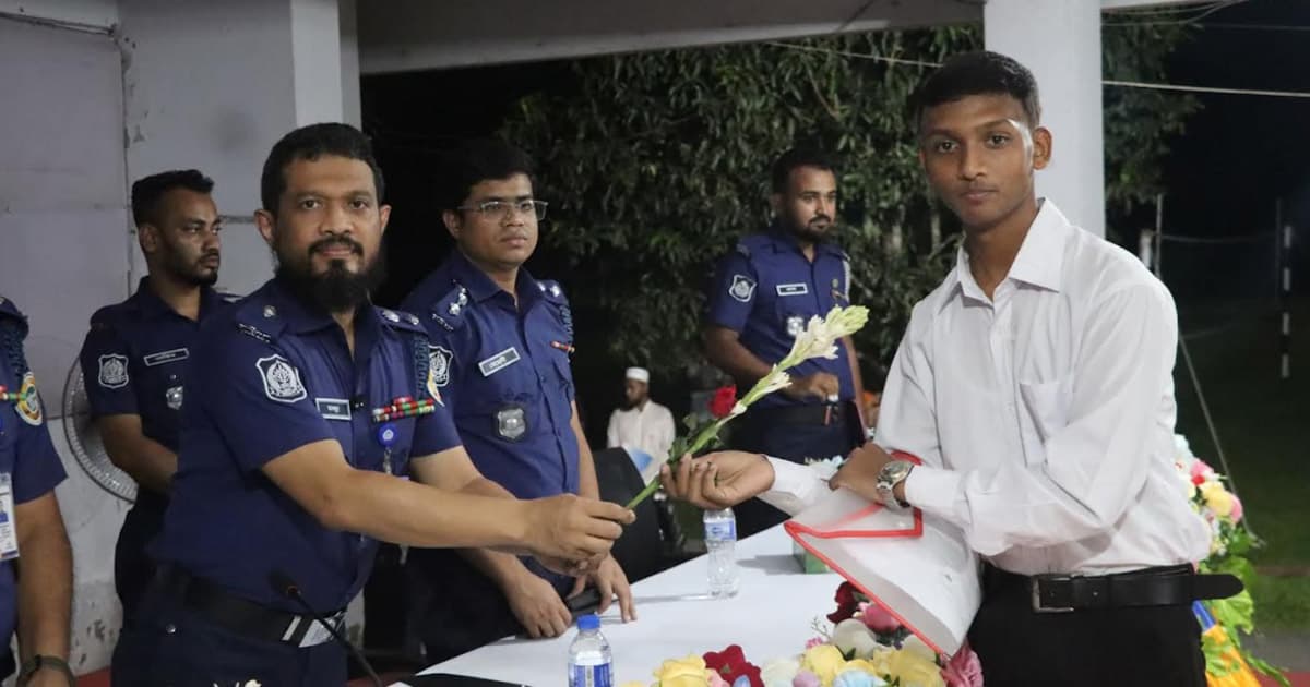 পিরোজপুরে মেধা ও যোগ্যতার ভিত্তিতে পুলিশে চাকরি পেলেন ২১ জন