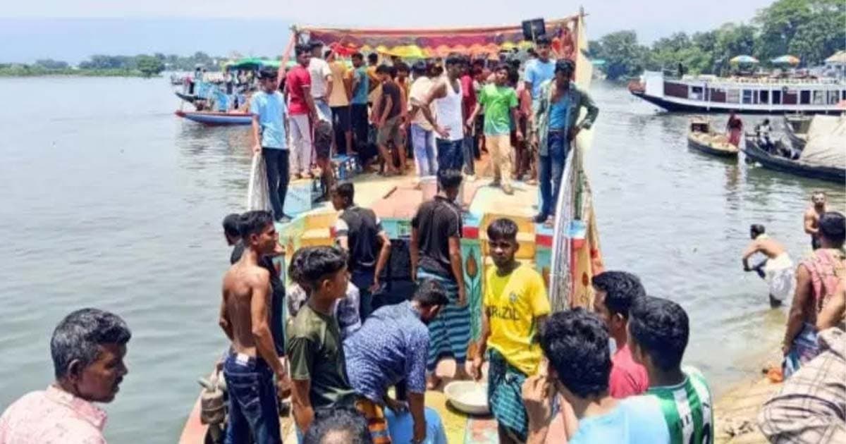টাঙ্গুয়ার হাওরে নৌকা থেকে পড়ে পর্যটক নিখোঁজ