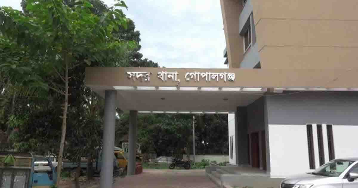 গোপালগঞ্জে পুলিশের গাড়িতে হামলা, গ্রেপ্তার ২৫