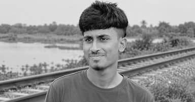 রাজবাড়ীতে ট্রেনের ধাক্কায় যুবকের মৃত্যু