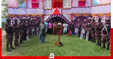 পূজামণ্ডপে বিজিবির শুভেচ্ছা, গুজব এড়ানোর আহ্বান