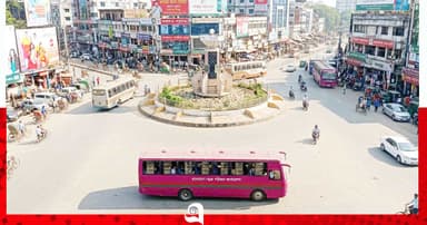 বগুড়ায় মহিলা বাসে যাত্রী সংকট