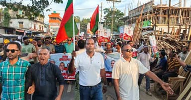 দুমকিতে যুবদলের প্রতিষ্ঠাবার্ষিকী উদযাপন
