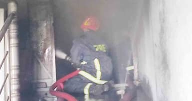 কেরানীগঞ্জে প্লাস্টিক কারখানায় আগুন, কাজ করছে ৮ ইউনিট