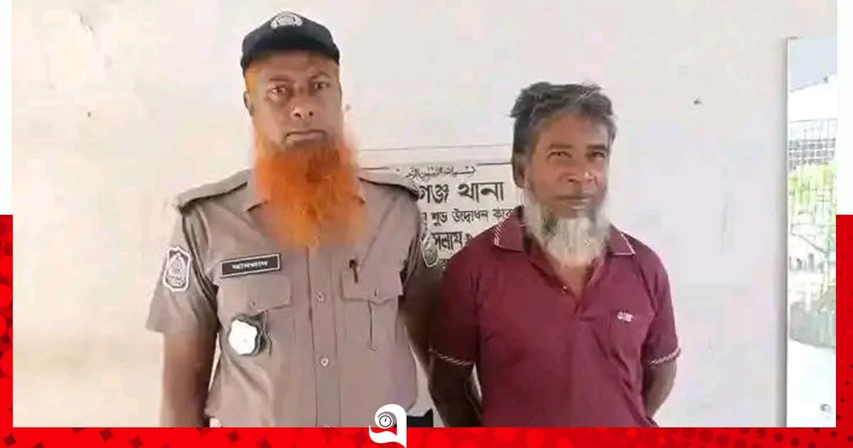 বাজি ধরে ‘জীবন্ত’ পাখি খাওয়ার অভিযোগে আটক