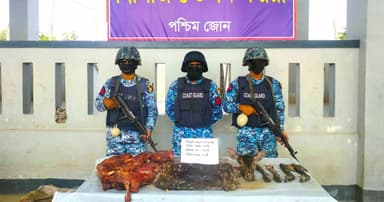 সুন্দরবনে হরিণের মাংস ফেলে পালাল পাচারকারীরা