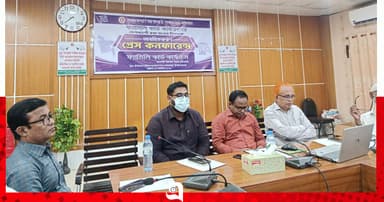 গোমস্তাপুরে ফ্যামিলি কার্ড বিষয় প্রেস কনফারেন্স