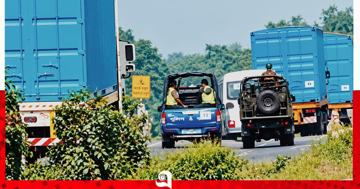 ইউরেনিয়াম বহনকারী কনভয়কে স্বাগত জানাল পরিচালক