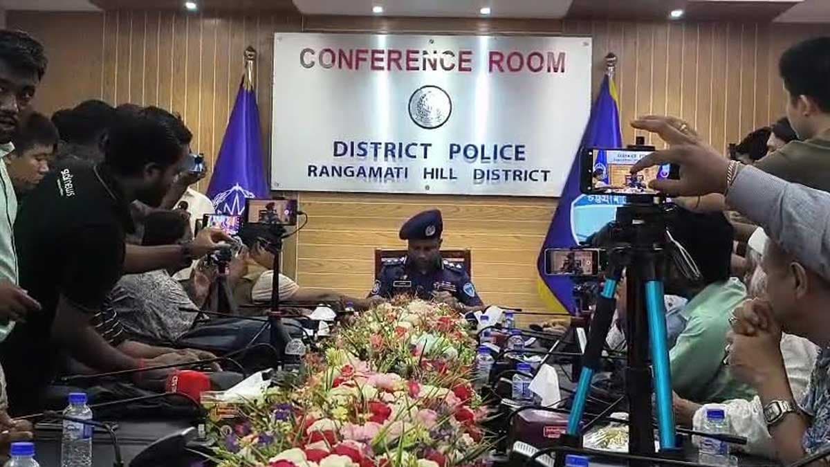 সাজেকে পর্যটকবহরে সশস্ত্র হামলা, দুই সংগঠনকে দায়ী করল পুলিশ