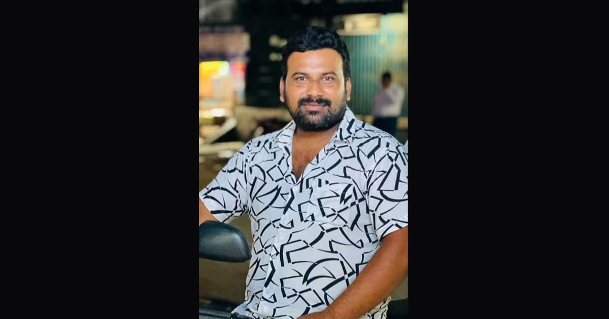 মাগুরায় যুবদল নেতা খুন, পরিবহন শ্রমিকদের বিক্ষোভ