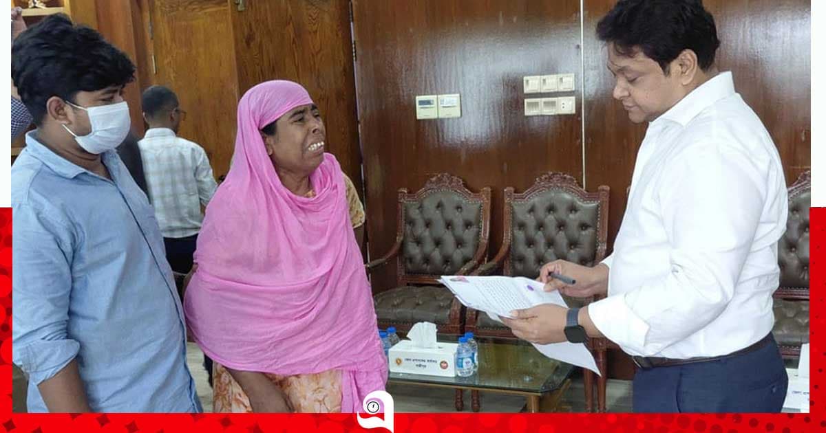 অসহায়ের সহায় গাজীপুরের জেলা প্রশাসক