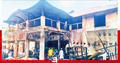 আগুনে পুড়ল গোরাপুরের শতবর্ষা ‘ঝলমল সিনেমা হল’