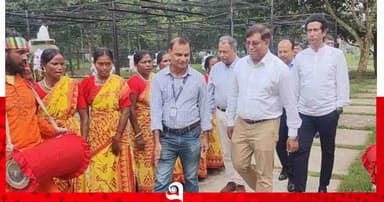 লোকায়ন জাদুঘর ও ইকো ইউনিভার্সিটি পরিদর্শন করলেন ইউজিসি চেয়ারম্যান