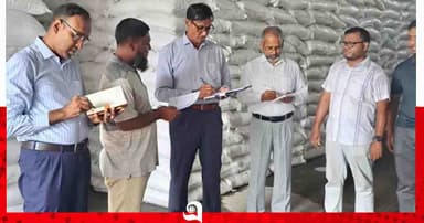 রাজশাহীতে সারের কোনো সংকট নেই, গুদামে পর্যাপ্ত মজুত: বিভাগীয় কমিশনার