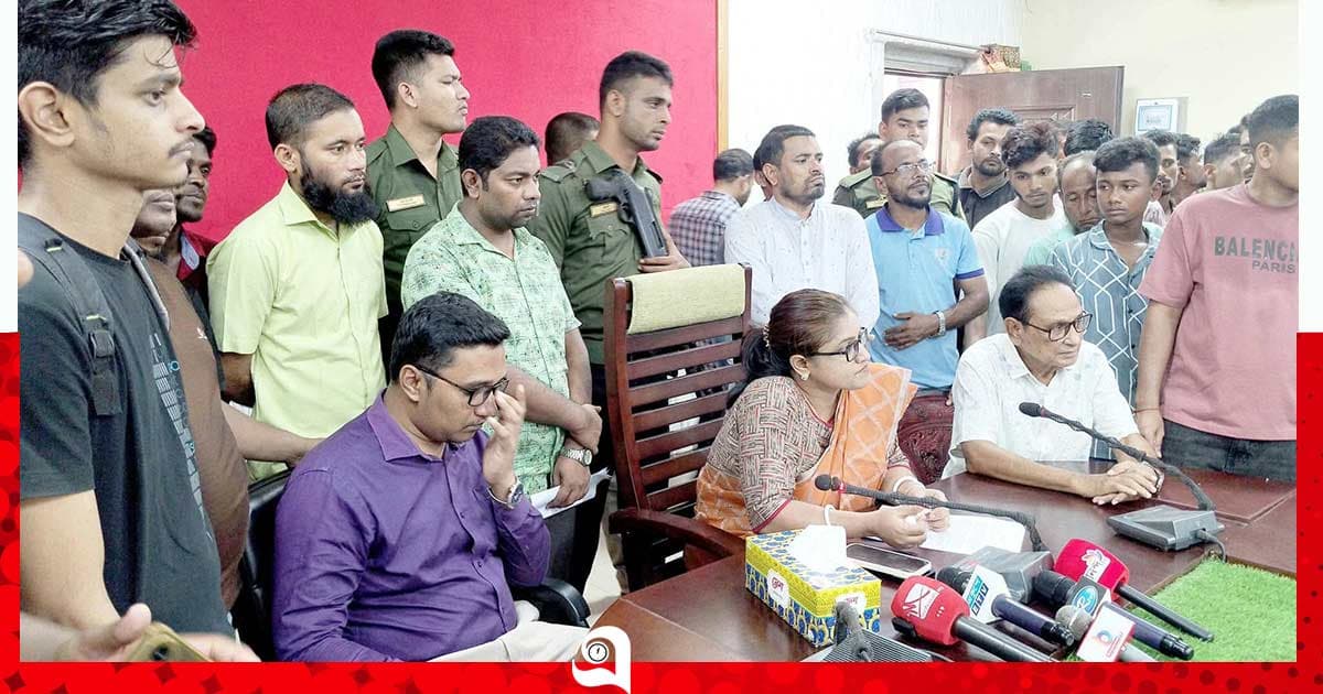 অতিরিক্ত টোল আদায়ের অভিযোগ, হস্তক্ষেপ দাবি