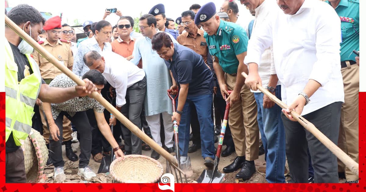 গাজীপুরে ডেঙ্গু প্রতিরোধে পরিচ্ছন্নতা অভিযান