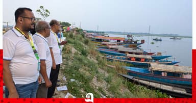 চলনবিলে ‘দৈনিক এদিন’ পরিবারের নৌভ্রমণ