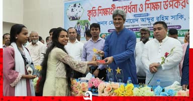 বাঞ্ছারামপুরে কৃতি শিক্ষার্থীদের সংবর্ধনা