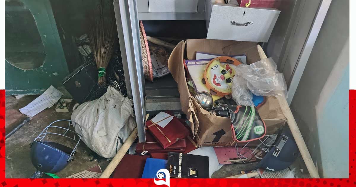জাজিরায় বিদ্যালয়ে ভাঙচুর, নথিপত্র লুট