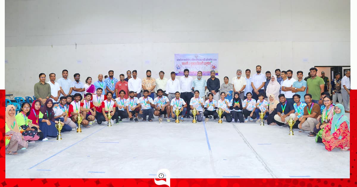 যবিপ্রবিতে আন্তঃবিভাগ ব্যাডমিন্টন ও টেবিল টেনিস প্রতিযোগিতার পুরস্কার বিতরণী অনুষ্ঠিত