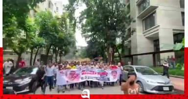 ধানমন্ডিতে আ.লীগের ককটেল বিস্ফোরণ, আটক ৪